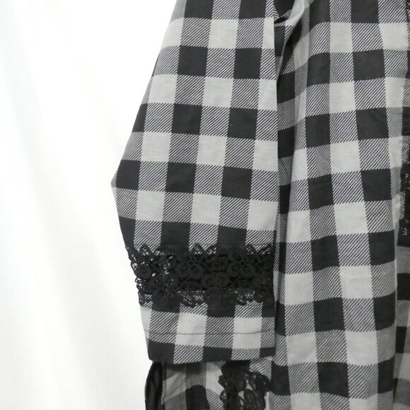 Unbranded | P2P 21.5 inches measured | Plaid and Lace Long Sleeve Dress - Picture 6 of 16